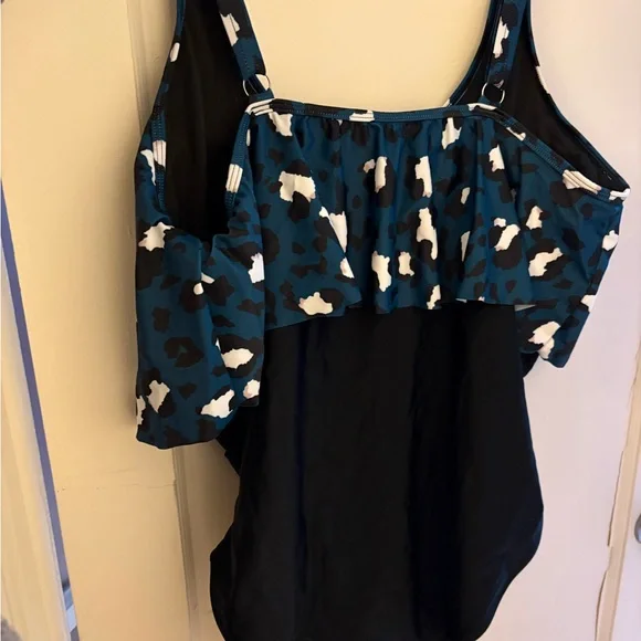 Bloomchic- Teal and Black Ruffled Swimsuit - Picture 3 of 4